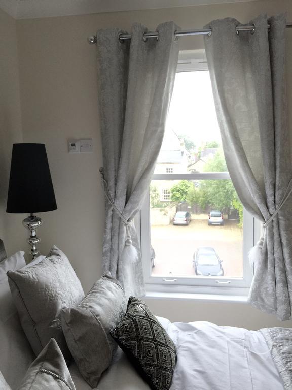 Millwalk Apartment ウィットニー エクステリア 写真